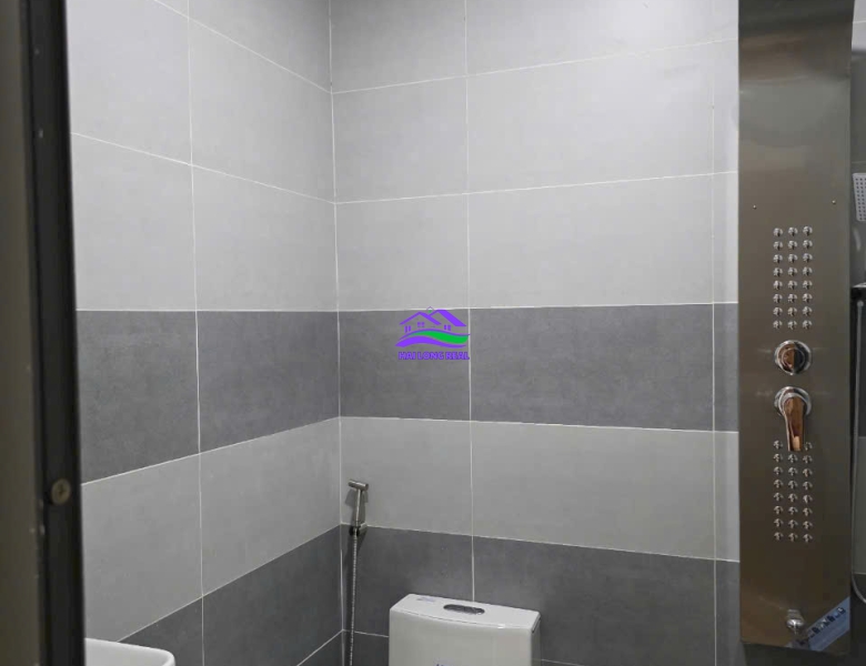 nhà đường 10m, giá: 6.9ty, DT: 5x11m, 4.5 tầng. khu 2295 huỳnh tấn phát, TT nhà bè