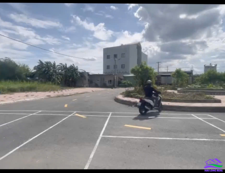 HAILONGREAL: Đất giá: 14,5ty, DT: 806m2, thổ cư: 252m2, có GPXD 7 tầng, Lê Văn Lương, Nhà Bè 