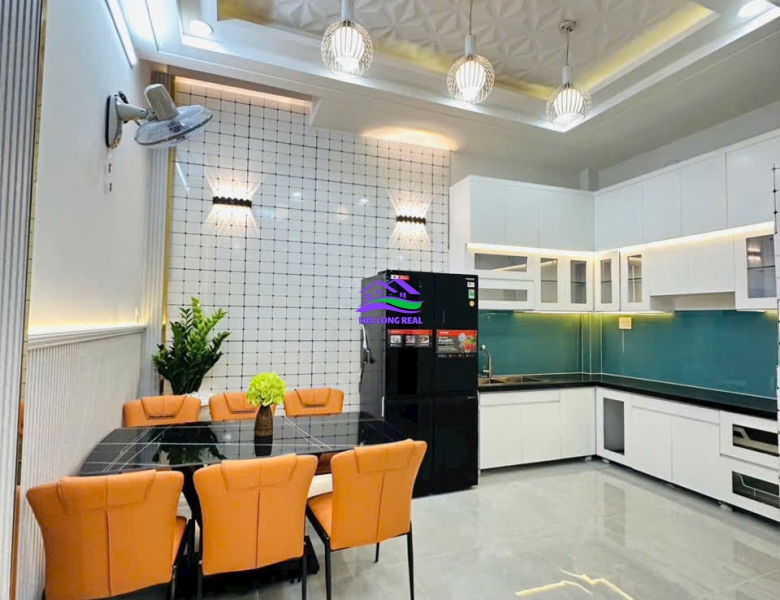 HAILONGREAL: NHÀ 6.9TY, DT: 5X11M, 4 TẦNG, MỚI 100%, HUỲNH TẤN PHÁT, TT NHÀ BÈ