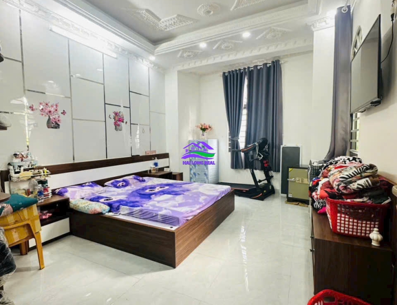 HAILONGREAL: NHÀ 7.3TY, DT: 6X14M, 4 TẦNG, 2637/ HUỲNH TẤN PHÁT