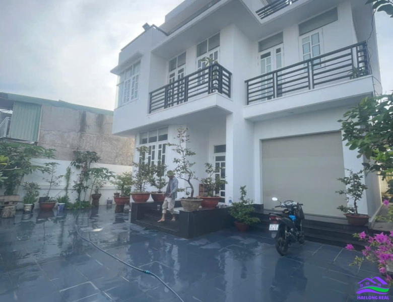 HAILONGREAL: NHÀ BIỆT THỰ VƯỜN NGANG 15X20M, 300M2, 4 TẦNG, 12.5TY, 348/ NGUYỄN VĂN TẠO, 