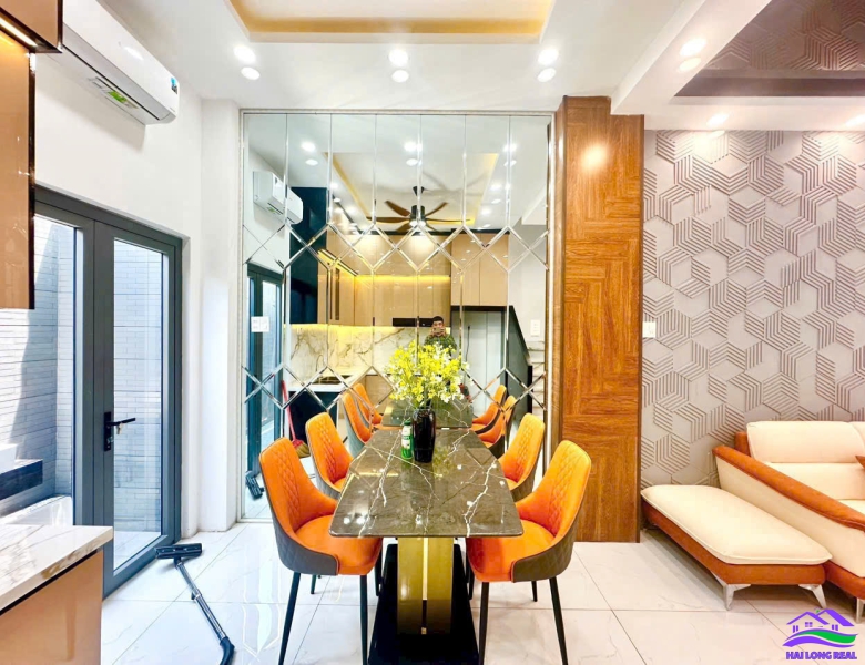 HAILONGREAL: NHÀ 6,868 Tỷ, DT: 4X14,5M, 4 TẦNG, MỚI 100%, 1806 HUỲNH TẤN PHÁT TT NHÀ BÈ