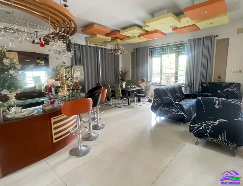 HAILONGREAL: BIỆT THỰ GÓC 75 TỶ, DT: 477 M2, 4 TẦNG, ĐƯỜNG SỐ 3-4 PHẠM HỮU LẦU, Q7