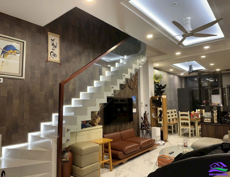 HAILONGREAL: NHÀ ĐƯỜNG SỐ 3, GIÁ: 13.8TY, DT: 4X18M, 4 TẦNG, PHẠM HỮU LẦU, QUẬN 7